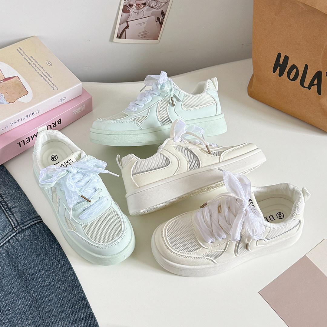 女童鞋子夏季薄款2026新款透气网面运动休闲板鞋大童单网小白鞋