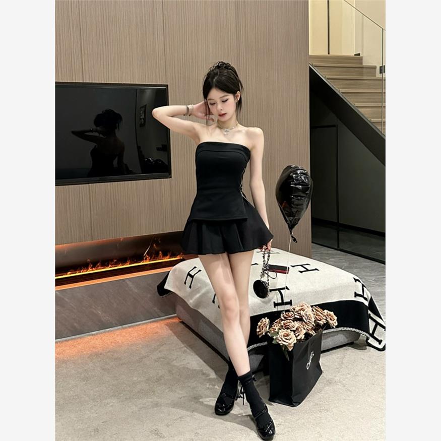 黑色辣妹一字肩抹胸上衣外穿短款开叉修身裹胸背心高腰花苞裙套装