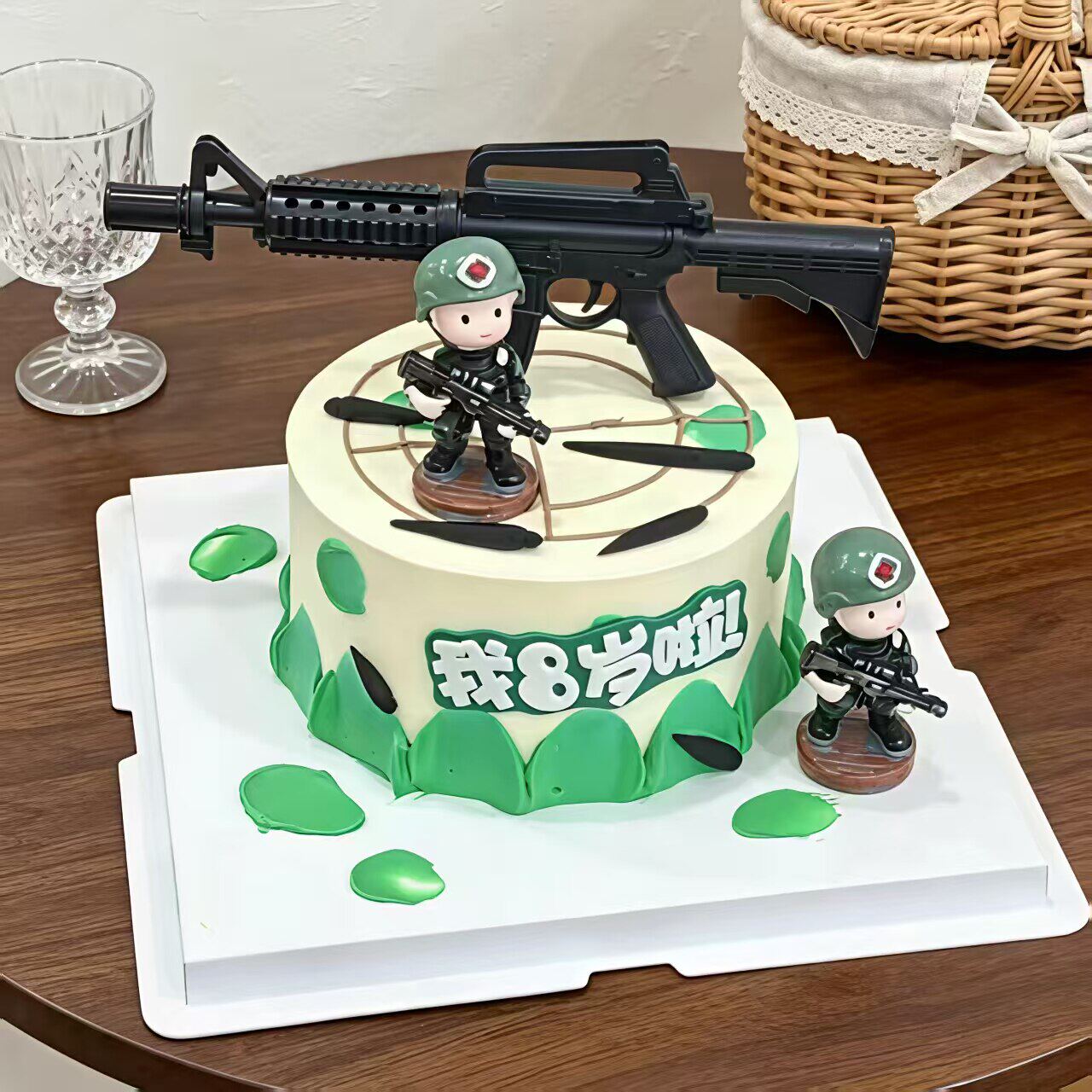 网红军事迷彩特种兵蛋糕装饰M16模型玩具枪男孩生日烘焙装饰摆件