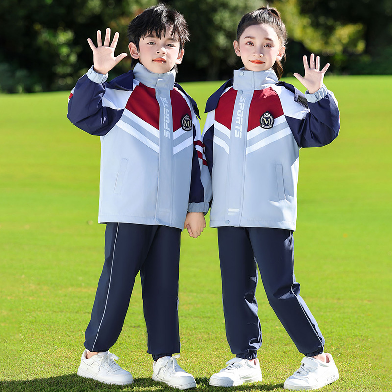 幼儿园服冲锋衣三件套儿童班服