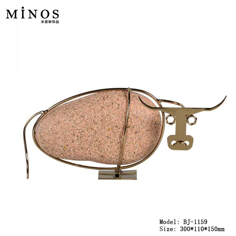 现代轻奢样板房儿童房装饰牛马