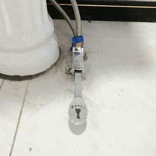 水龙头 医院面盆实验室单冷脚踩食品工厂洗手盆开关全铜脚踏式