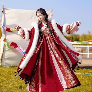 大码汉服女胖mm唐制加绒加厚齐胸刺绣斗篷汉元素冬季拜年服套装
