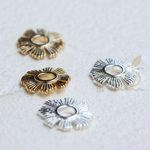 DIY饰品铸造铜配件15mm镀厚银镀厚金铜绿隔珠大孔花形隔片(4745C)
