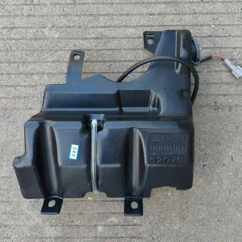 适用淮轻卡货车骏铃E康铃HJ6原装前挡风洗涤器雨刮喷水壶储液壶