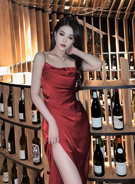 大码女装性感荡领缎面高级感红色胖mm聚会晨袍宴会礼服吊带连衣裙