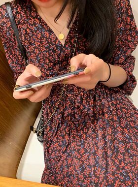 2026春秋女装雪纺碎花收腰显瘦加肥加大码胖MM复古长袖V领连衣裙