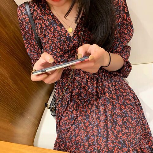 2026春秋女装雪纺碎花收腰显瘦加肥加大码胖MM复古长袖V领连衣裙