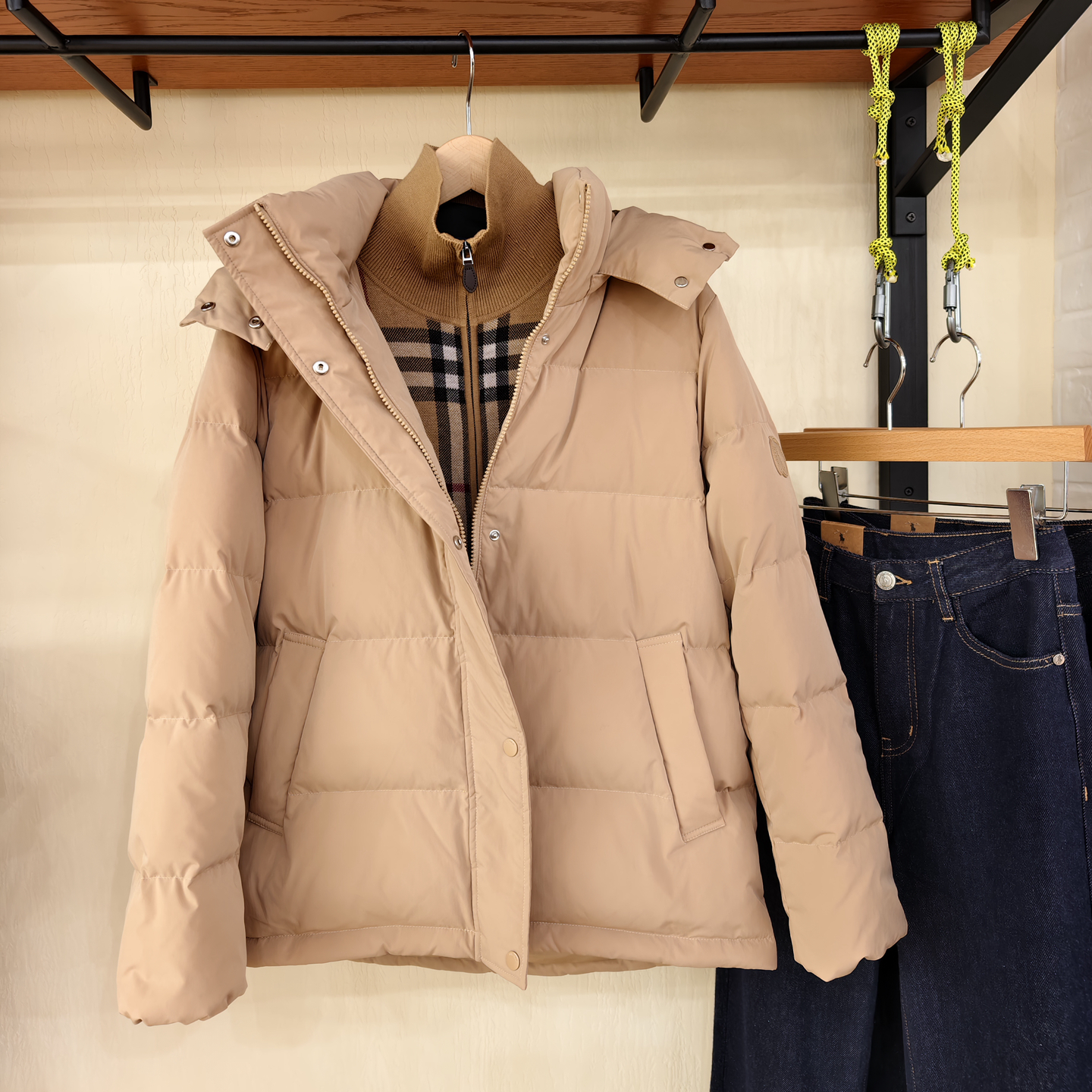 女式连帽羽绒服面包服时尚保暖