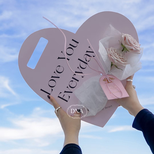 教师节单支玫瑰花束包装心形手提花盒花艺插花礼盒镜面鲜花手提袋