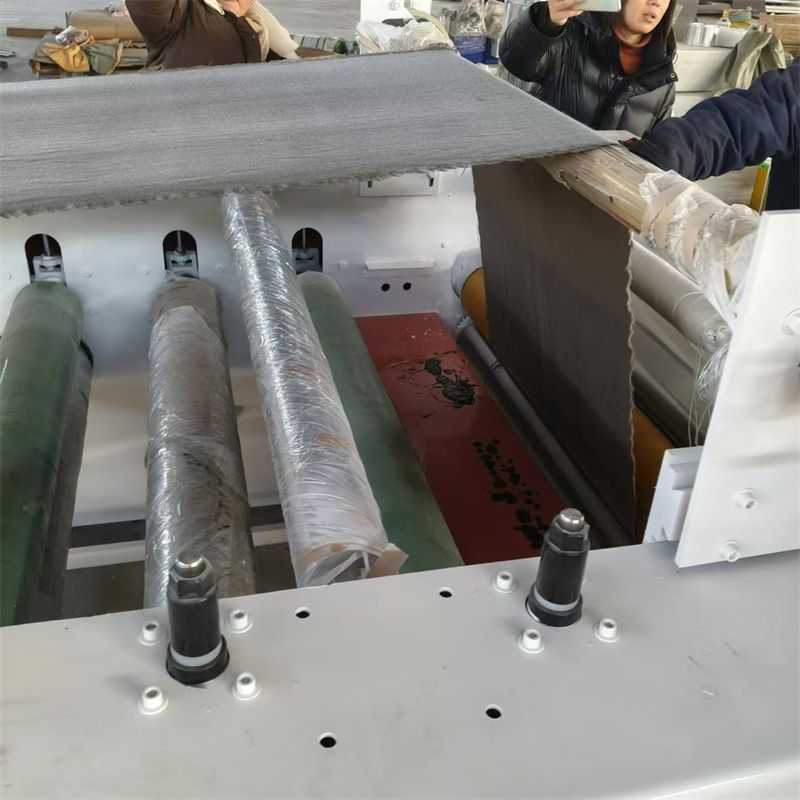 玻纤布活性炭水性胶辊涂机 棉麻布料涂胶机 聚氨酯PU胶硅胶涂布机