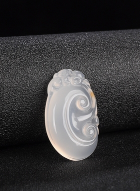 冰种玛瑙貔貅玉髓如意吊坠送项链