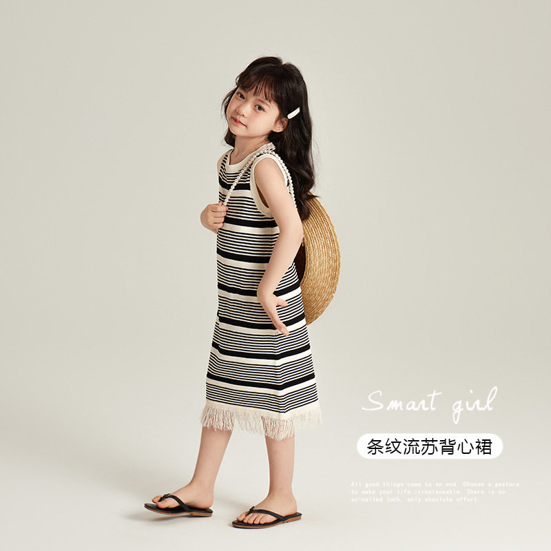 2025夏季新款儿童休闲风无袖连衣裙女童中长款针织条纹流苏背心