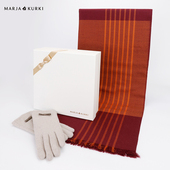 MARJAKURKI玛丽亚古琦红色羊毛围巾披肩女外搭羊毛手套两件套礼盒