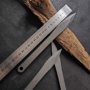 户外小直刀飞镖暗器直旋飞钢针投掷武术飞针飞镖刀子防身暗器