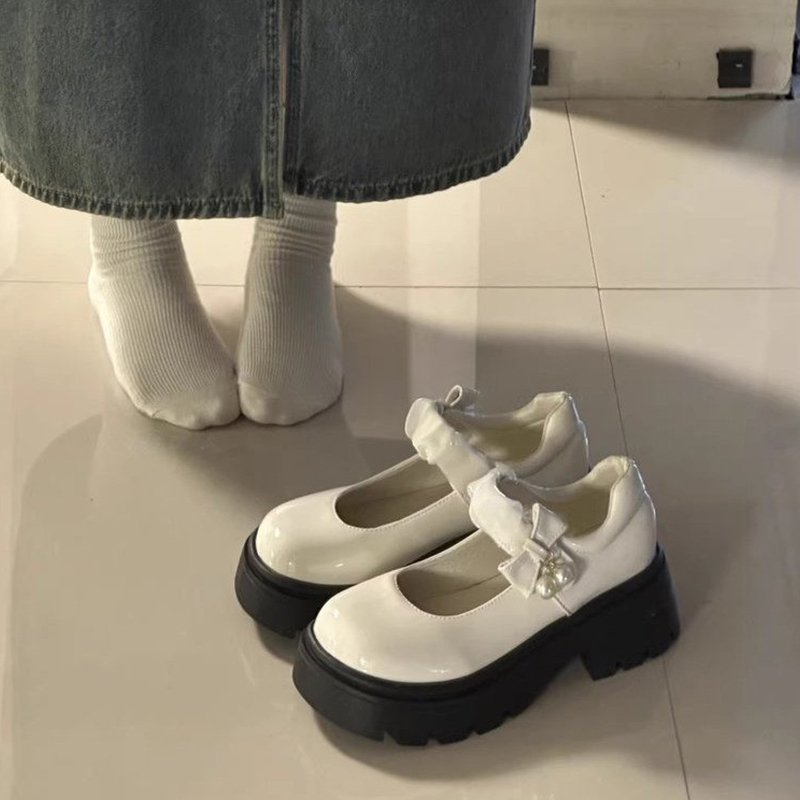 配裙子法式玛丽珍小皮鞋女