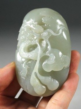 和田青白玉龙腾盛世把件