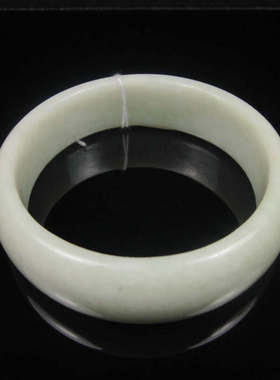 钱塘邮社   和田玉  鸡骨白手镯 内径61mm