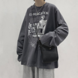 深灰色