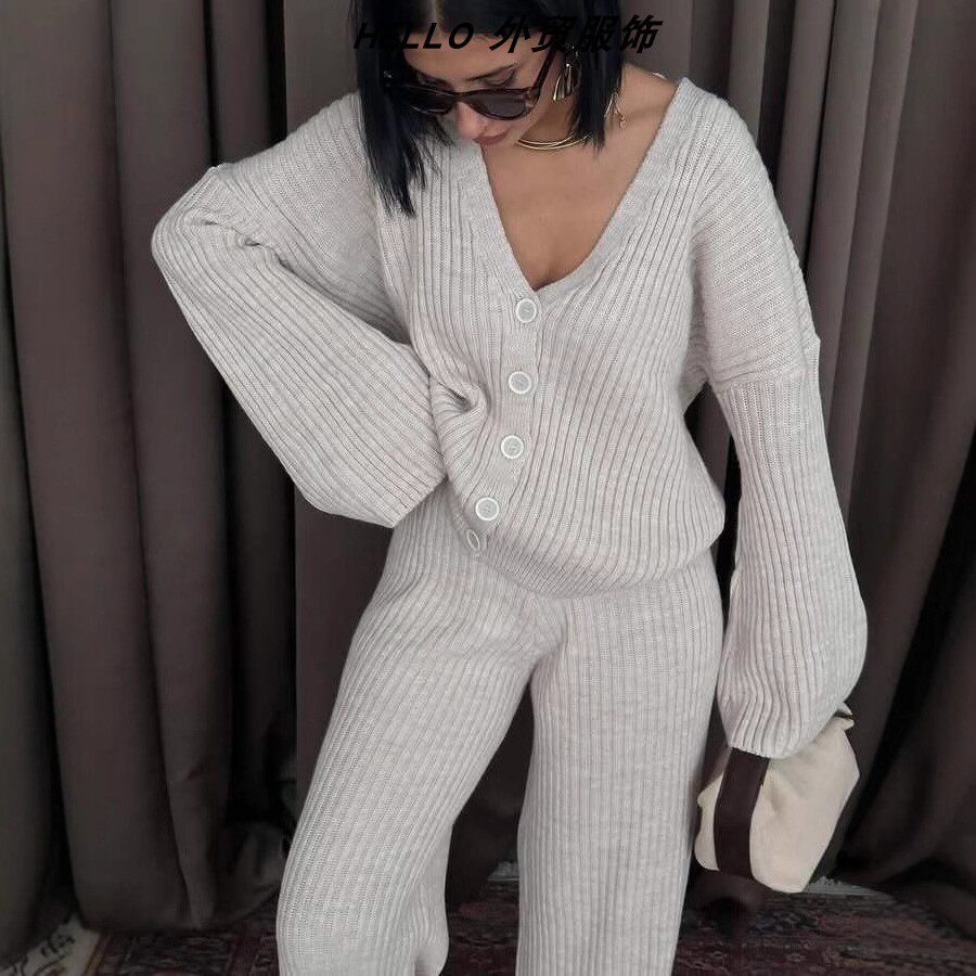 Button Cardigan and Long Pants Set 纽扣毛衣开衫长裤时尚套装