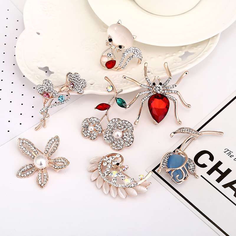 Korean Edition rose Pearl Brooch bow Rhinestone Sternum Pin scarf sweater Cardigan Pinin the Women's clothing/Boutique , Sweaters  category - from Buy2taobao.com to provide professional Taobao agent buy service