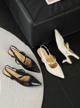 卓怡女鞋2025夏季新款头层牛皮时尚中细跟包头后空尖头凉鞋08112