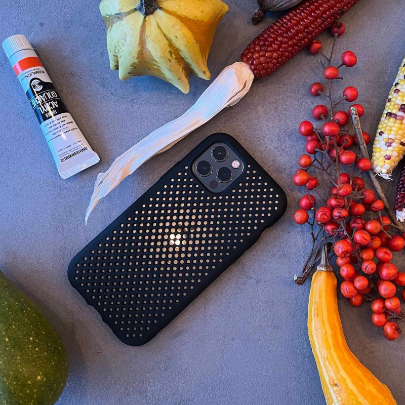 苹果手机壳防摔透气散热