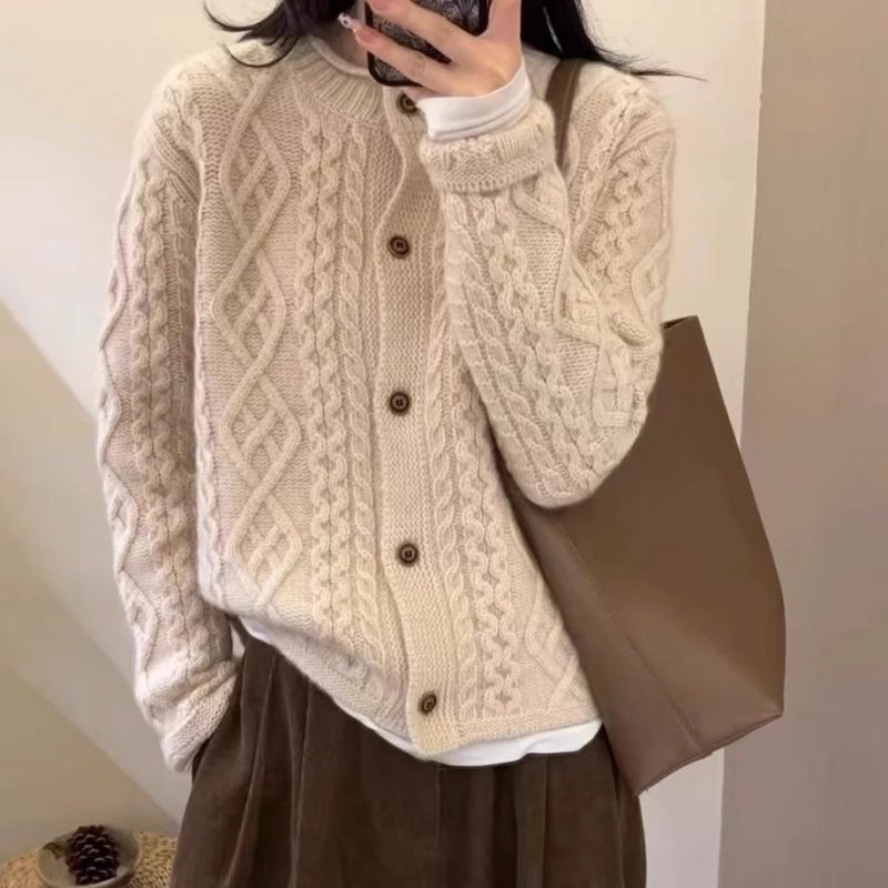 欧货重工绞花纹卷边圆领山羊绒开衫女新款软糯舒适针织衫外套毛衣,女装/女士精品,毛针织衫,淘宝优惠券,粉丝福利购,淘宝优惠卷