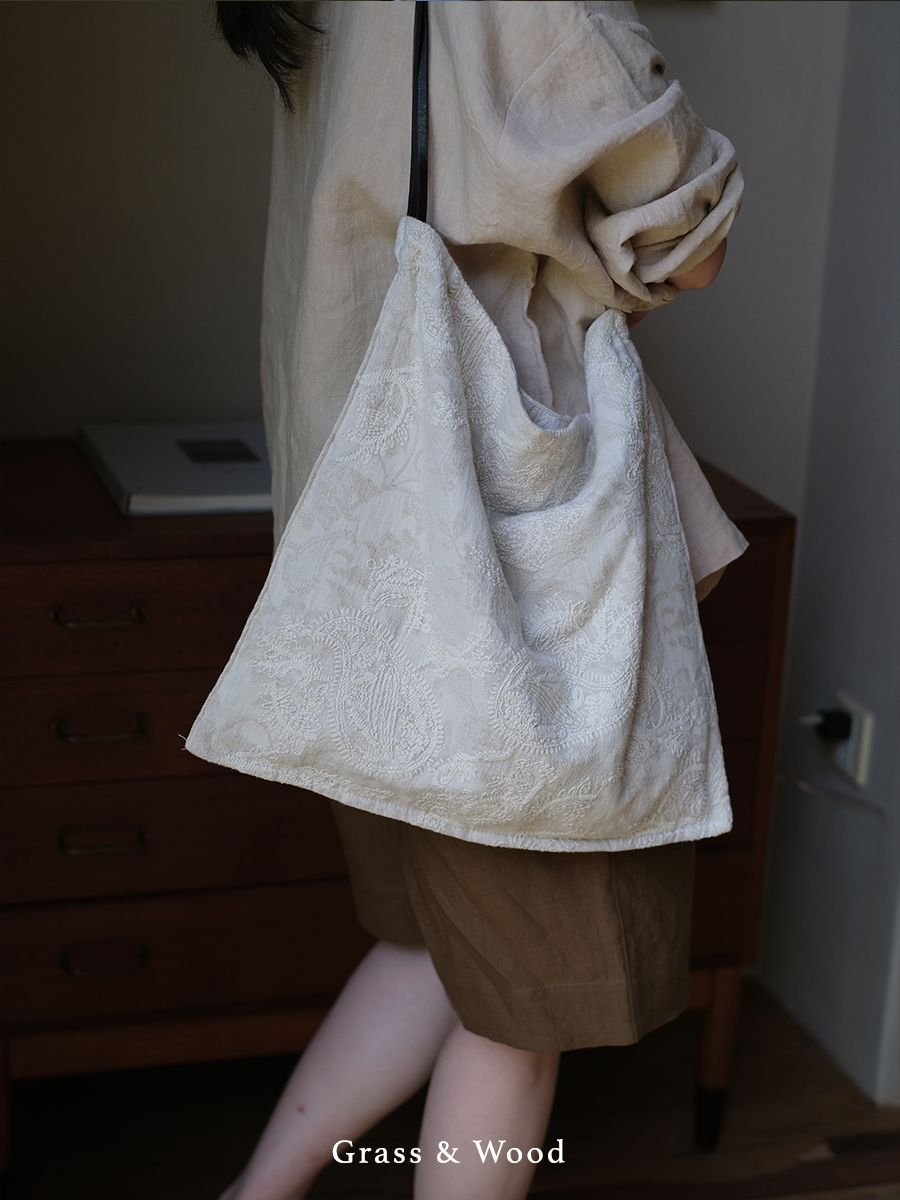 Grass&Wood刺绣中单肩包