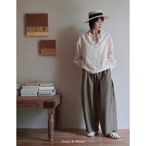 Grass&Wood柞蚕丝花瓣领衬衫