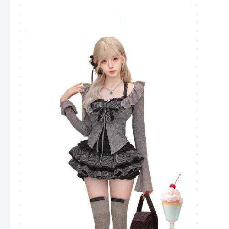 秋季套装黑色蕾丝吊带+灰色针织开衫+短款半裙甜美套装