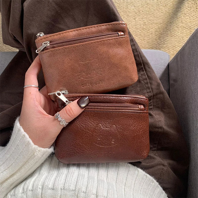 压花小猫咪零钱包女款复古油蜡皮多功能证件收纳包迷你钥匙包卡包