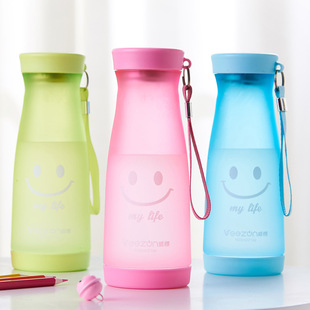 进口威樽600ml磨砂休闲杯出差旅游办公便携塑料水杯带滤网泡茶