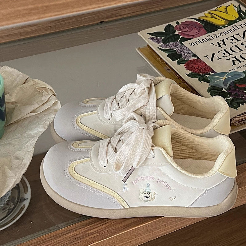 进口厚底小白鞋子女2025春季小众百搭休闲板鞋轻便软底运动鞋in