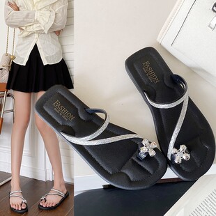 进口女趾凉穿夏季平底字外一女士夹趾季平拖鞋套防滑沙滩凉鞋女