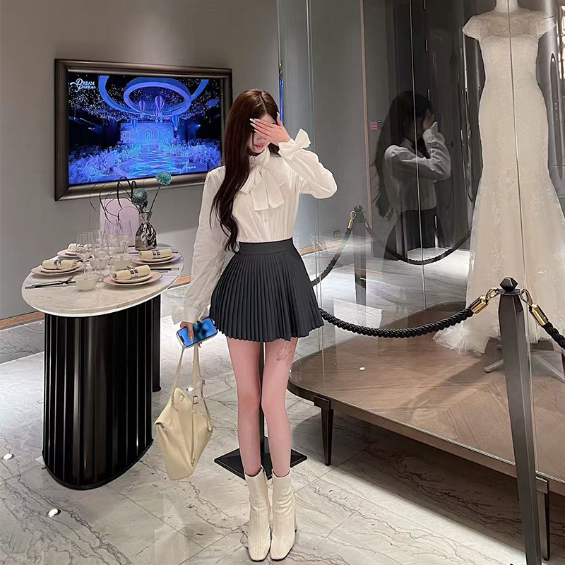 熊熊屋【新贵少女】香奶奶立领木耳边蝴蝶结衬衫  超细褶百褶裙jk