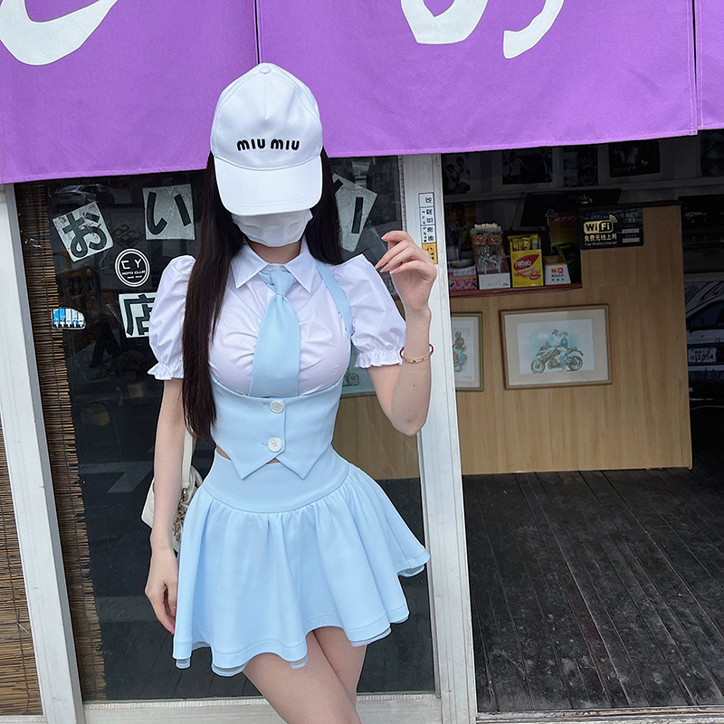 天蓝色jk套装显白显嫩