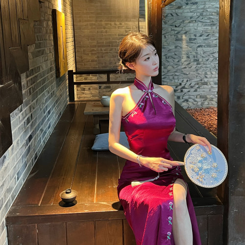 熊熊屋【古风美人】私人订制 丝光缎盘扣刺绣收腰妩媚中式旗袍