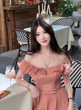 【塞纳黄昏】熊熊私服 V领一字肩收腰荷叶边压褶连衣裙长裙