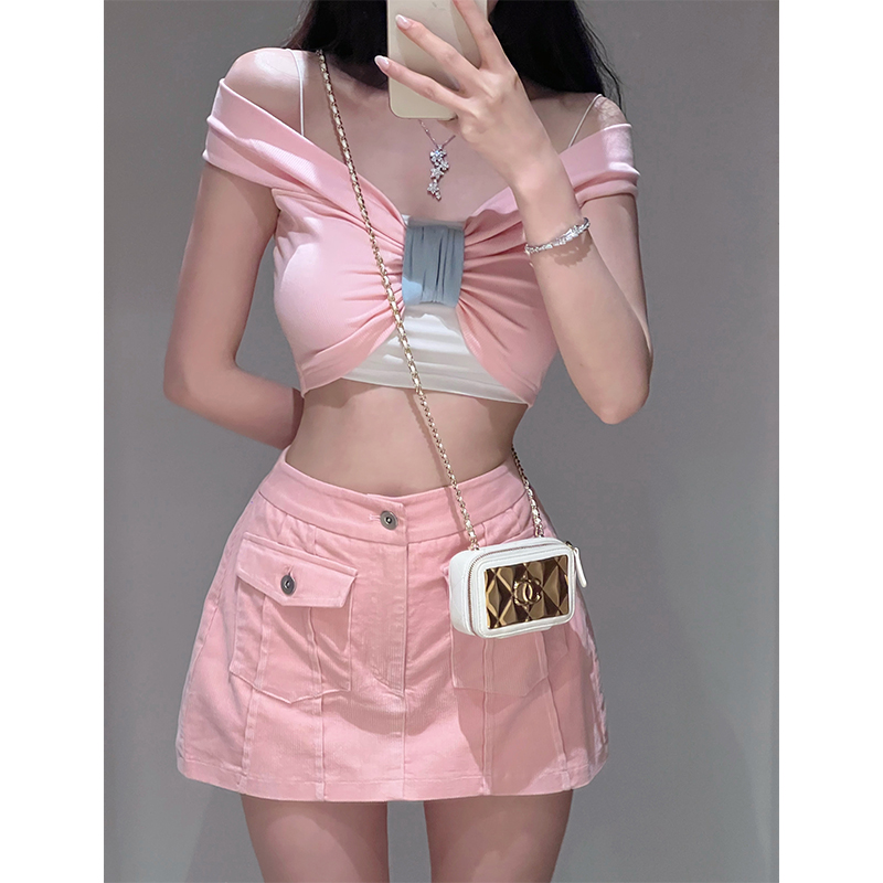 粉蓝际遇百搭款上衣