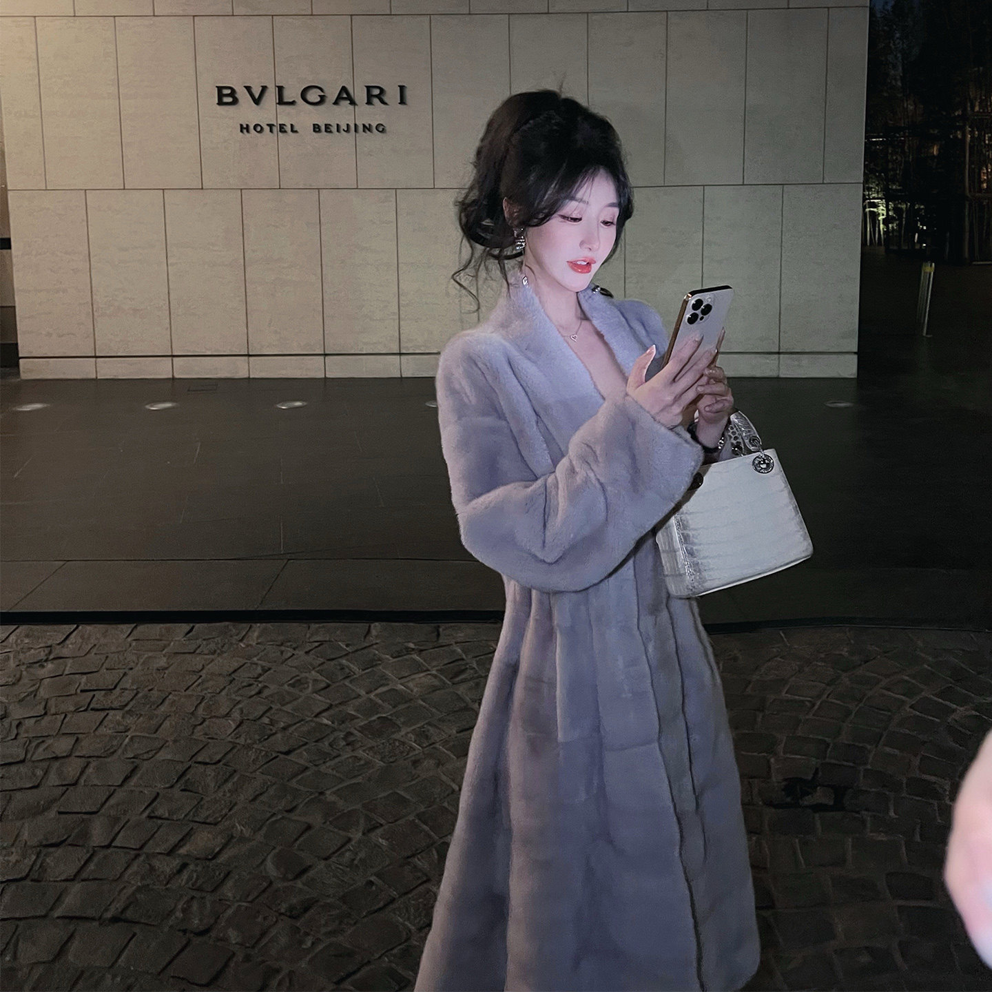 熊熊【贵妇紫罗兰】温柔美奢长款V领芬兰进口短一小母貂皮草大衣