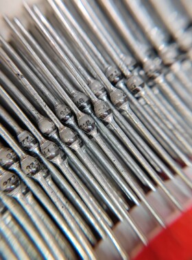 BY228 陶瓷高效率快恢复耐高温二极管