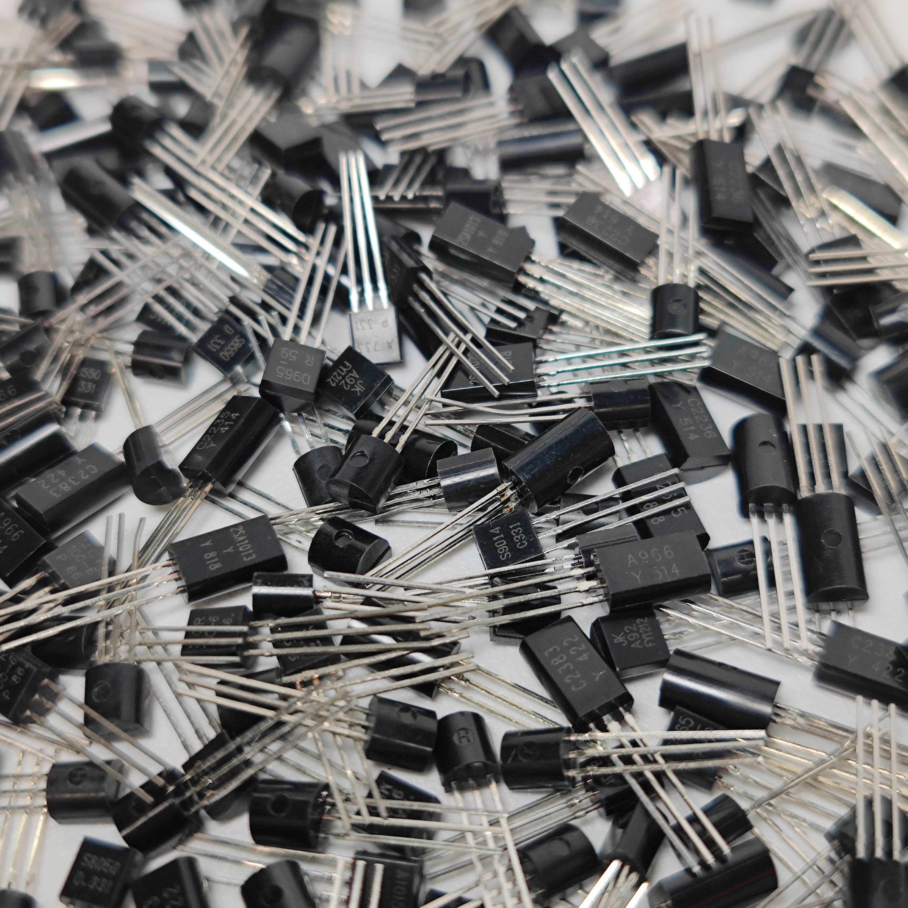 WIC三极管小功率TO92插件