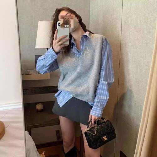 A women's stitching gray knitted vest fake two designs gray