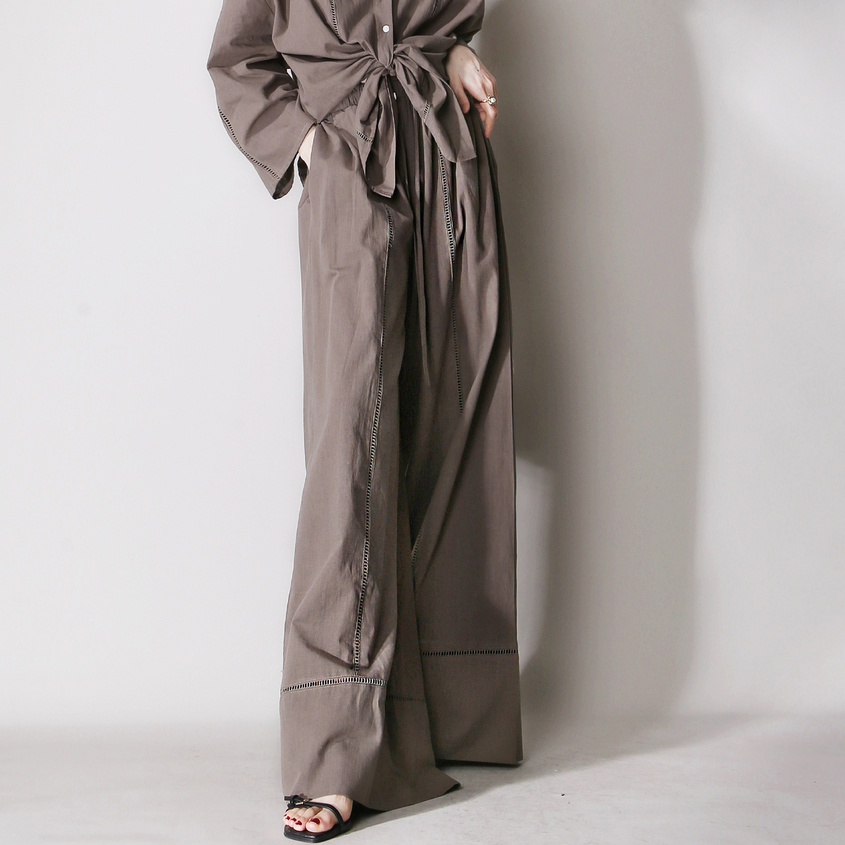 C30可配套透气亚麻棉休闲裤