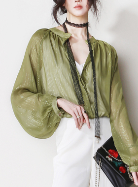 z52亮丝线垂感飘逸灯笼袖宽松圆领长袖欧美风复古显白半透视衬衫