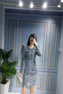 显瘦包臀小礼服 褶皱修身 高端时尚 亮片连衣裙2021冬年会派对泡泡袖