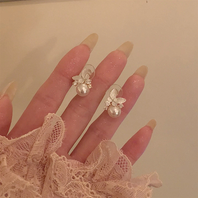 春季滴油闪锆蝴蝶珍珠耳环女轻奢高级感气质大气耳钉独特耳饰耳夹,饰品/流行首饰/时尚饰品新,耳钉,淘宝优惠券,粉丝福利购,淘宝优惠卷