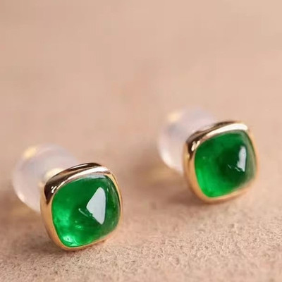 宝创集18k金约0.6克拉天然祖母绿糖塔耳钉Vivid green养耳洞简约