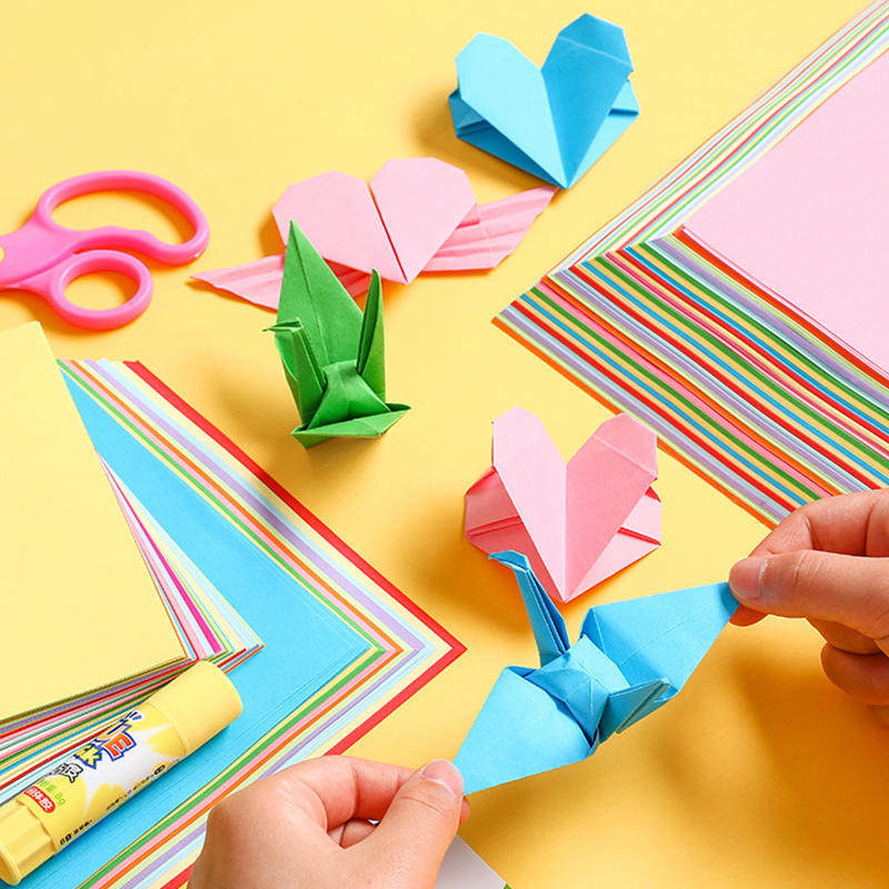 宝宝儿童彩色硬卡纸剪纸专用纸千纸鹤星星正方形剪窗花材料包套装10色